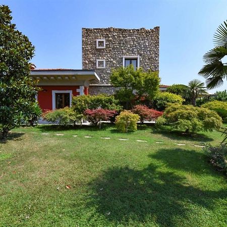 Private Luxury Villa With Pool モニーガ・デル・ガルダ エクステリア 写真