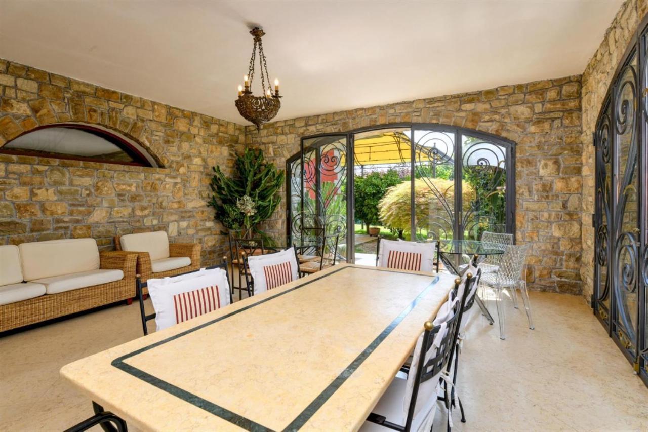 Private Luxury Villa With Pool モニーガ・デル・ガルダ エクステリア 写真