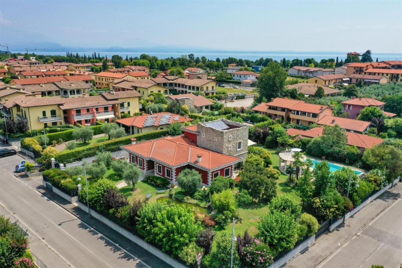 Private Luxury Villa With Pool モニーガ・デル・ガルダ エクステリア 写真